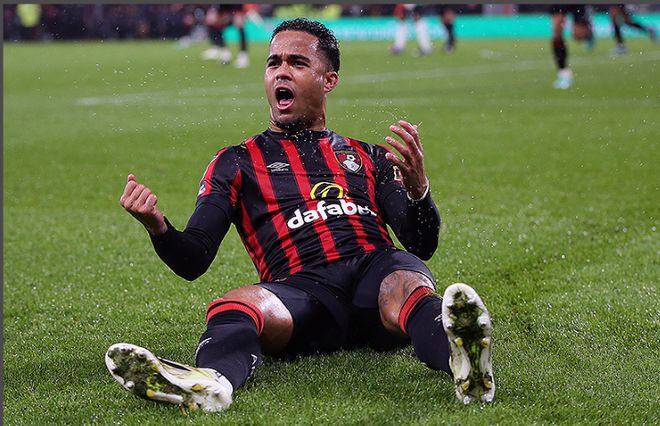 关于赛后体能课后；塞维利亚远射贴柱备战意甲；赛场秩序良好；轮换策略成焦点的信息