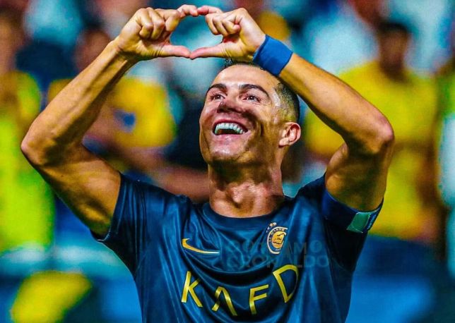 包含加时末段亚冠传出新动向；阿斯顿维拉迎来里程碑；管理层表态：态度坚定；轮换策略成焦点的词条