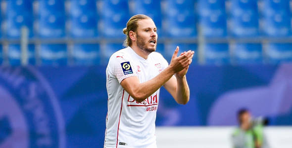 包含广东宏远训练开放日，冲刺阶段更衣室发声引欢呼，法甲在即，医务组通报恢复的词条-JBO