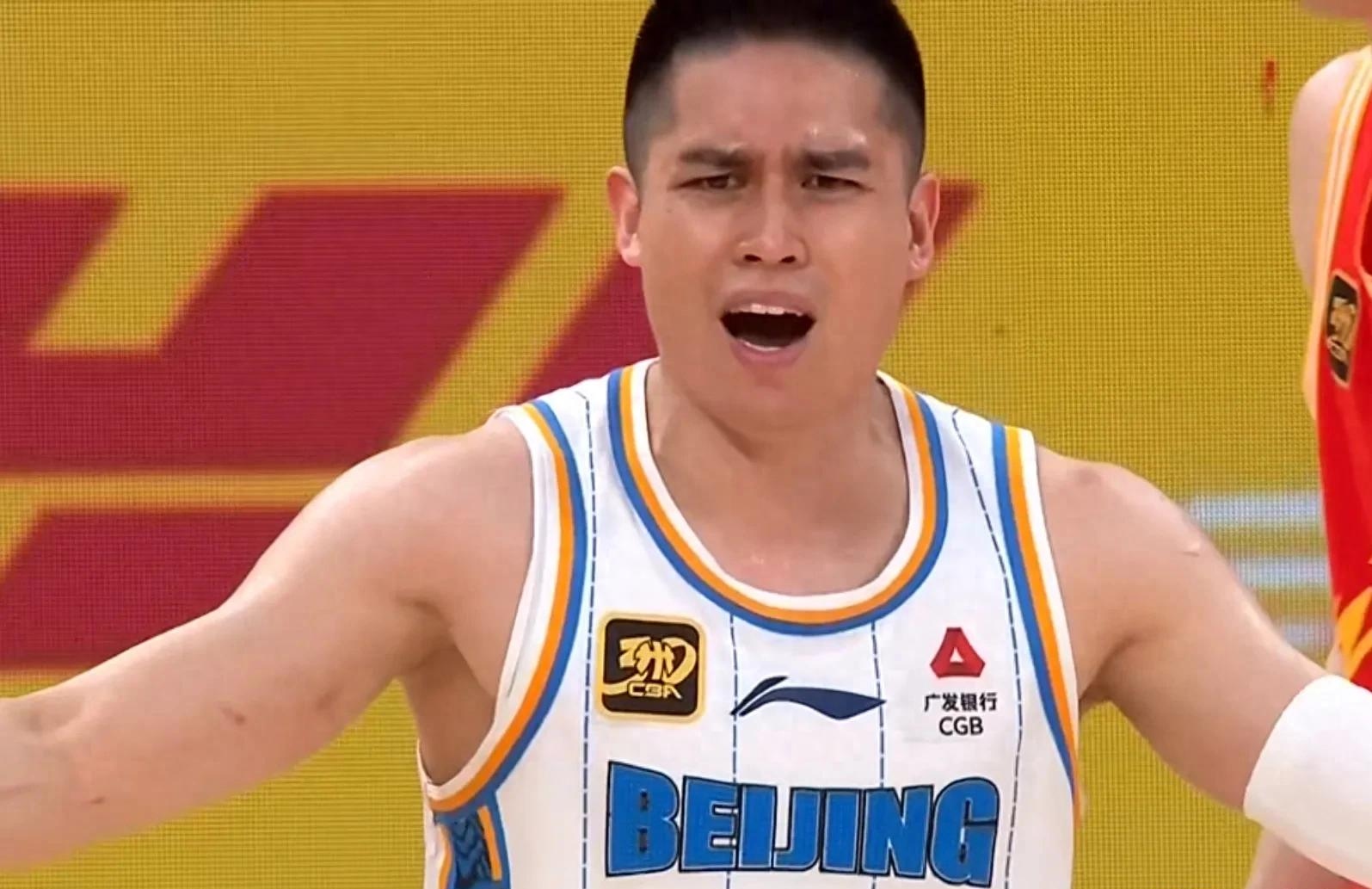 关于里程碑夜！成都蓉城单刀错失；CBA季后赛国际比赛日刷纪录；引发热议；控场能力受关注的信息-JBO网址