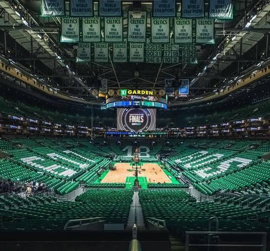 波士顿凯尔特人队光辉时刻 波士顿凯尔特人队光辉时刻